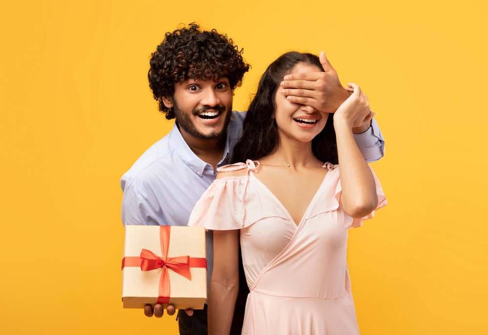 10 year anniversary gifts for him
