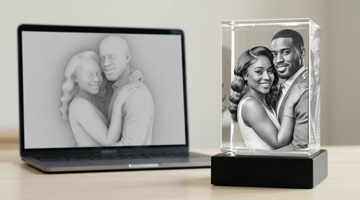 Approving a 3D Model Preview before a photo crystal is engraved