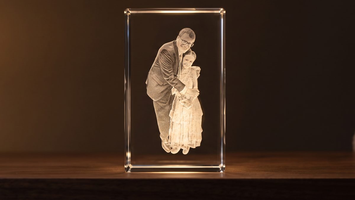 3D Photo crystal of father and young daughter