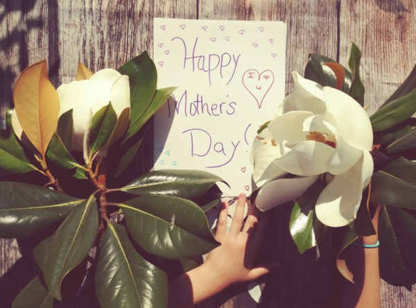 14 Incredible Reasons to Thank Your Mom this Mother’s Day