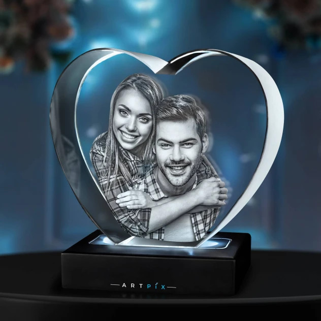 A heart-shaped crystal for Valentine’s Day with a 3D photo of a happy couple inside.