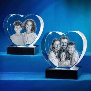 Set of 2 Large 3D Crystal Hearts