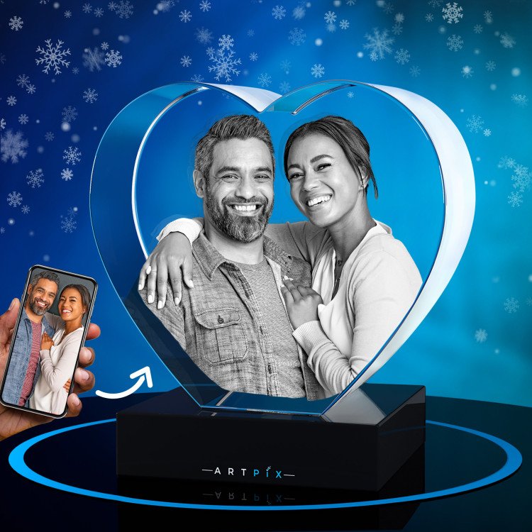 A photo of a couple in love engraved inside a 3D Crystal Heart. Xmas.