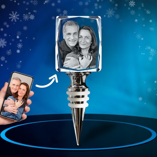 A 2D Wine Stopper Rectangle personalized with a romantic portrait of an older couple. Xmas.